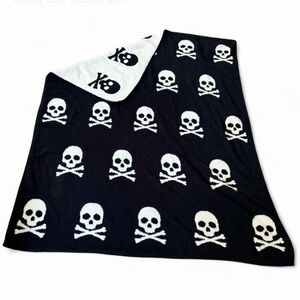 Skull & Crossbones Throw Blanket Gothic Halloween Reversible Cupcakes Cashmere